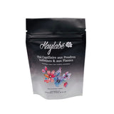 Infusion de plantes  pour hydrater et fortifier les cheveux crépus, enrichie d'ingrédients naturels.
