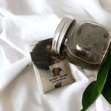 Eau d’oignon en poudre Kaylabé pour accompagner une routine de pousse et fortifier les cheveux crépus, frisés et bouclés